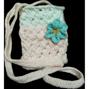 今天完成小包,特喜!斜紋+小花+吊帶把手, 小幼兒包適合背 。